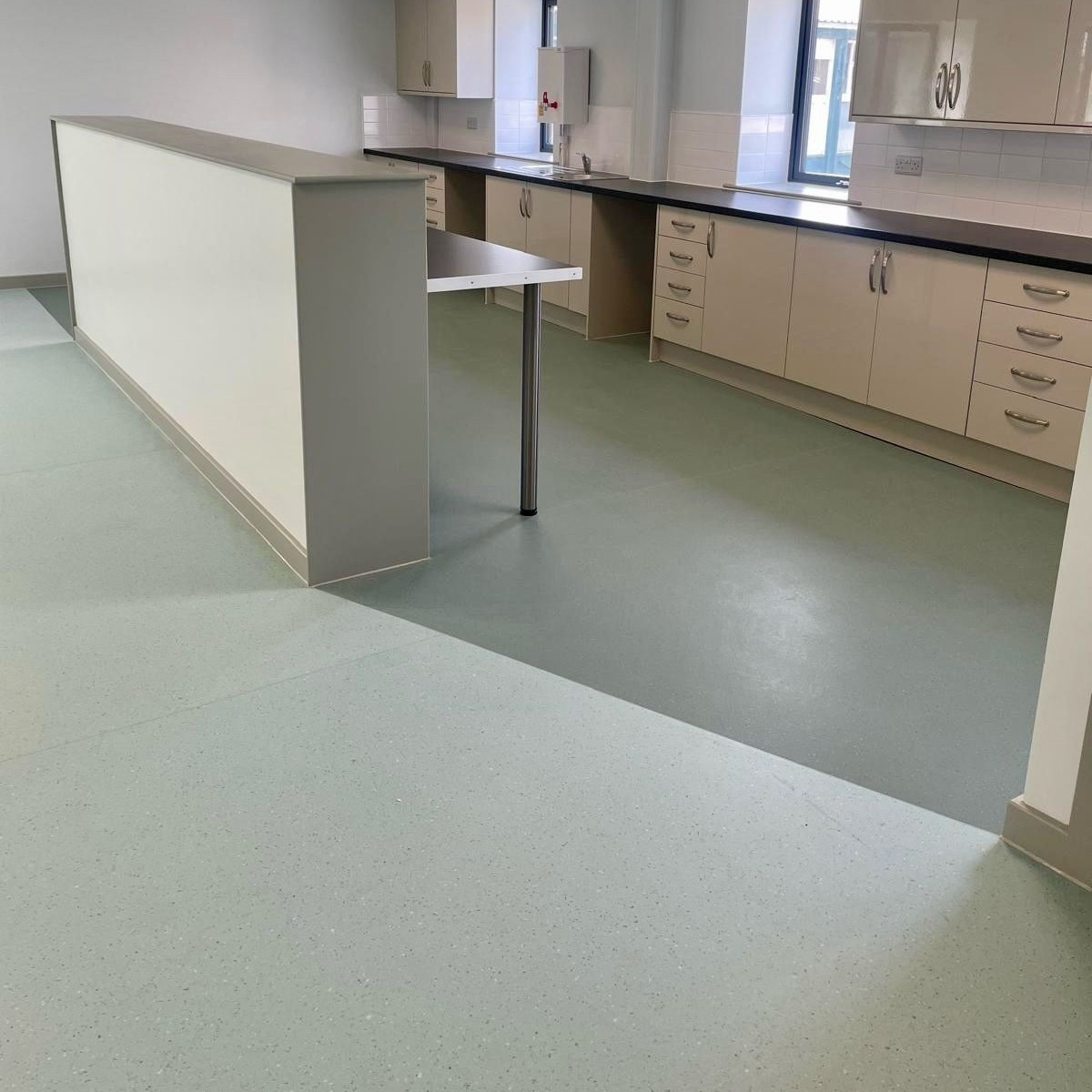 Sàn Nhiều Lớp HET